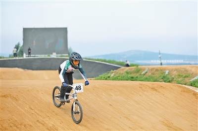 续引入高水, 近日 续引入高水, 近日