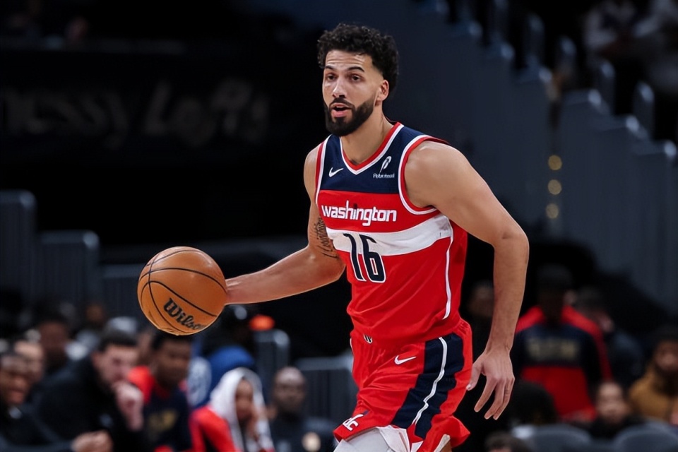 bt, 吉尔的出场, 其实在去年