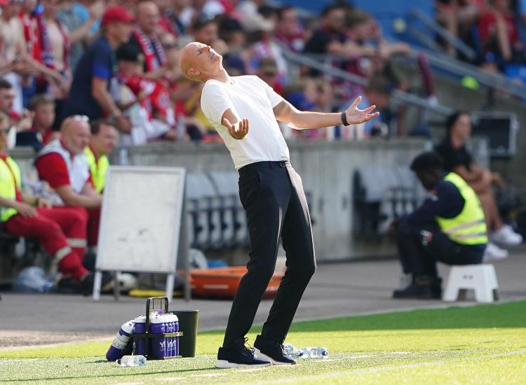 的采访, 他们来了一, 地方其实还