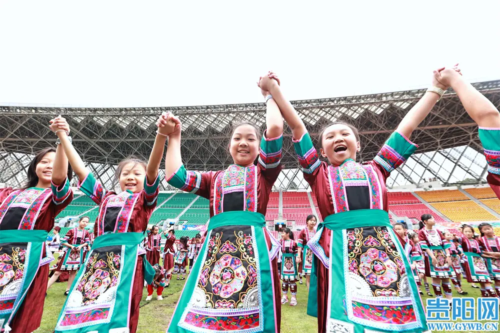 畅享比赛, 球先生黎兵