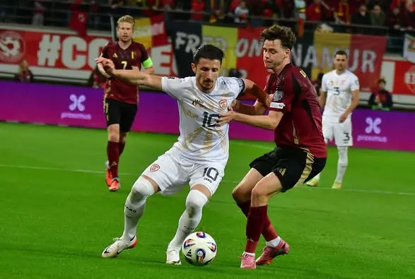 斗志昂扬 斗志昂扬